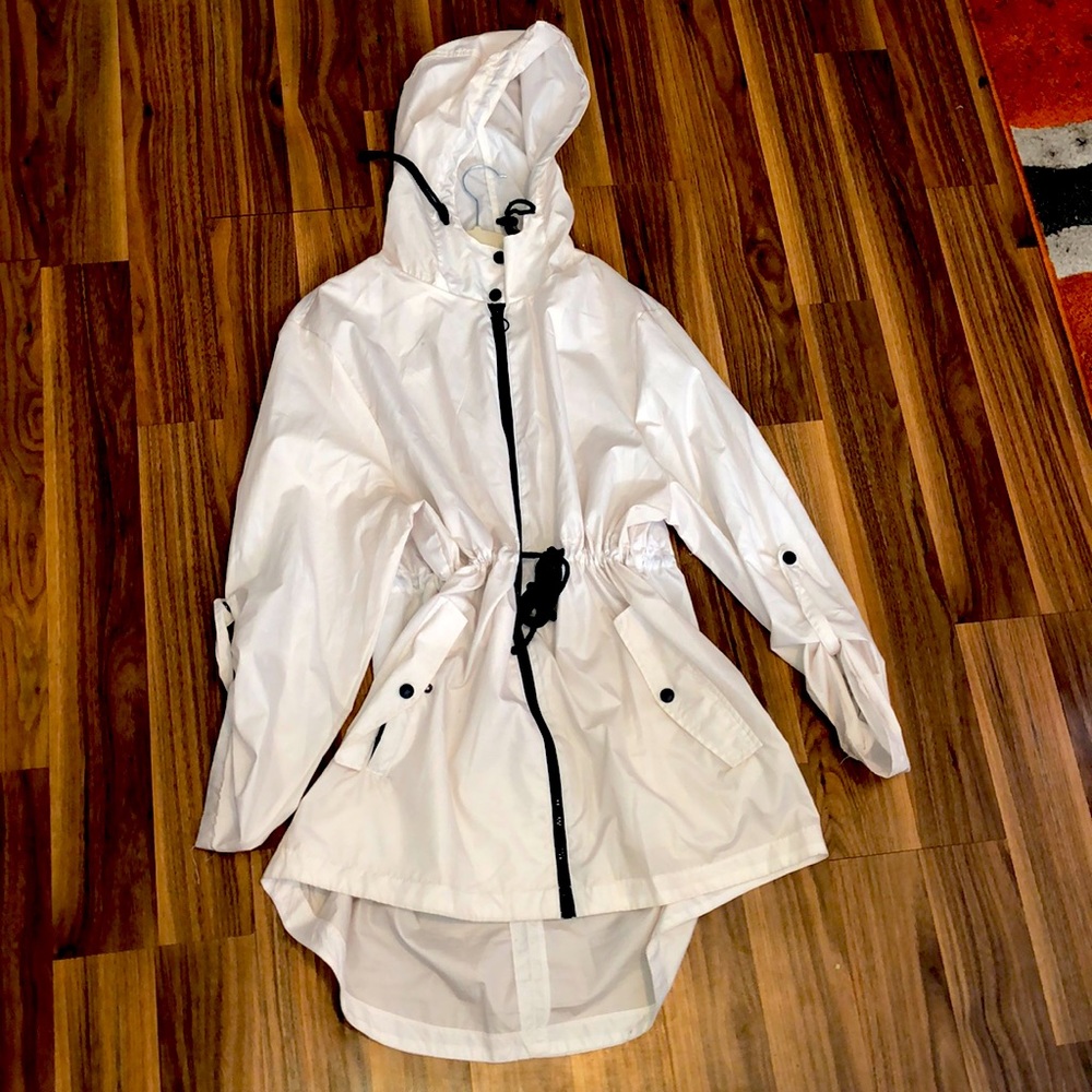 White high low, long windbreaker jacket.